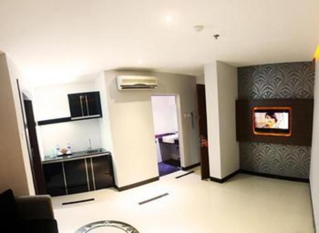 89 Hotel Batam Nagoya Kültér fotó