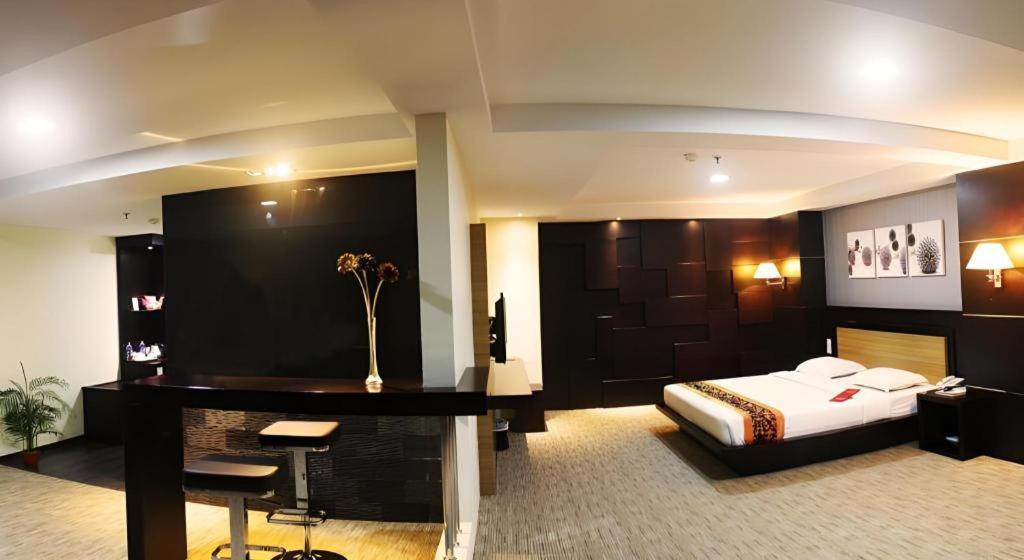 89 Hotel Batam Nagoya Kültér fotó